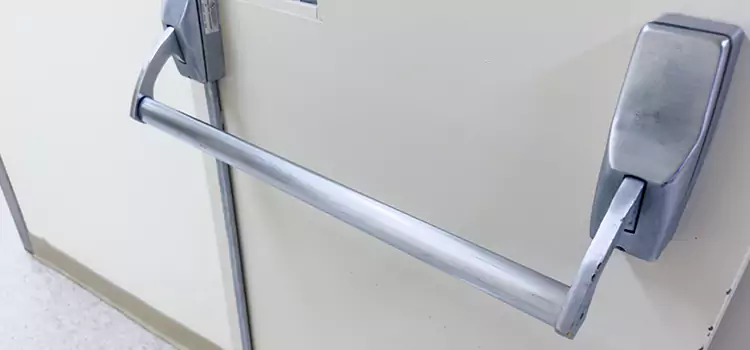 Panic Door Hardware Installation Sherbrooke
