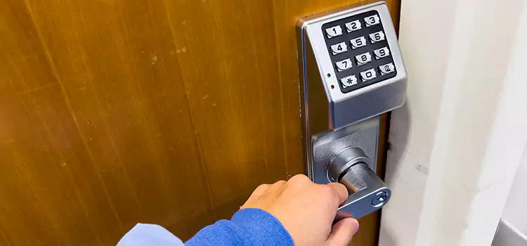 Why Choose Us for Your Keypad Lock Needs in Sherbrooke, QC?