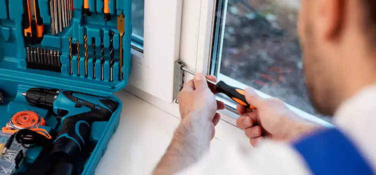 Sliding Glass Door Track Repair in Sherbrooke, QC